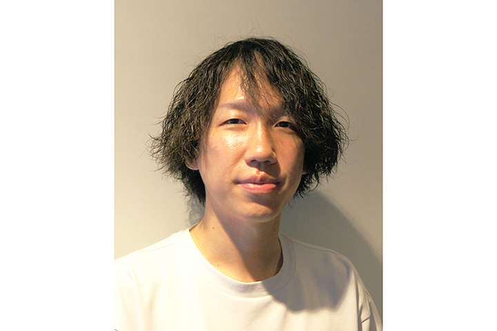 卓上で交流の輪広げる