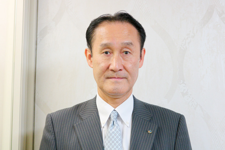 25年4月、社長交代 若年層の取り込みに注力