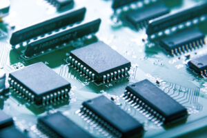 経済産業　国の総合経済対策が追い風 半導体など基幹産業振興へ