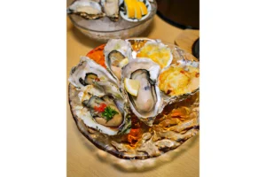 牡蠣と和食　牡蠣いかだ　別邸